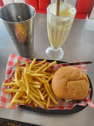 Opinii despre Dynasty's Rockabilly în Bathurst - Hospitality and gastronomy