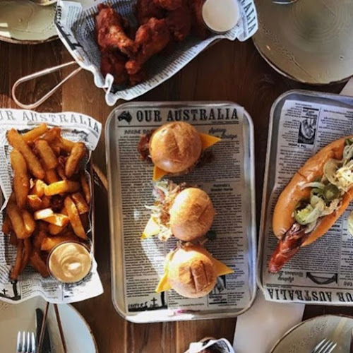 75 Surf Parade, Broadbeach QLD 4218