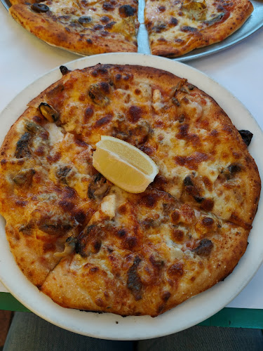 Opinii despre Pizza Arlecchino în Wollongong - Hospitality and gastronomy