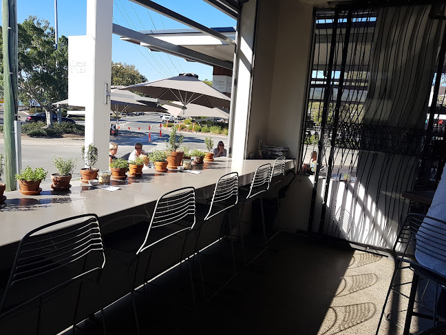 Comentarii opinii despre Thomas Corner Eatery