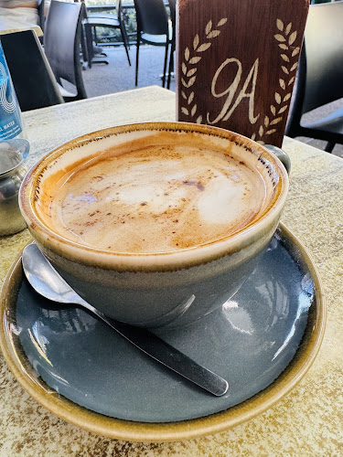 Shop 8/14 Spence St, Cairns City QLD 4870