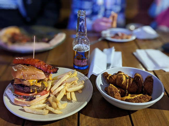 Opinii despre The Salamander Hotel în Salamander Bay - Hospitality and gastronomy