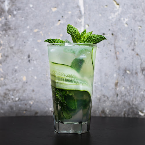 Comentarii opinii despre The Black Rabbit