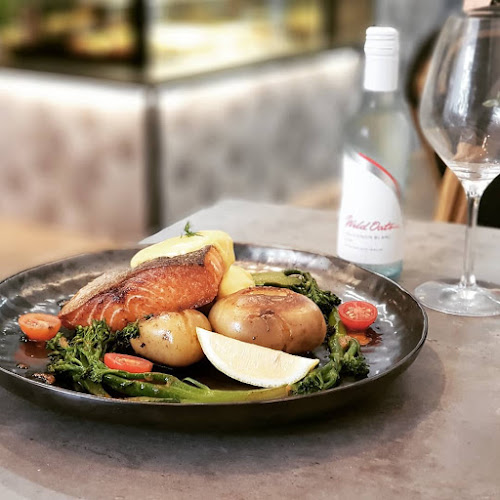 Comentarii opinii despre Ariel's Figtree