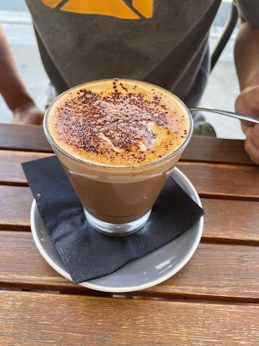 Metro Coffee - Hospitality and gastronomy