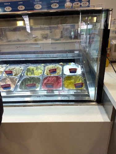 Cold Rock Ice Creamery Glenelg - Hospitality and gastronomy