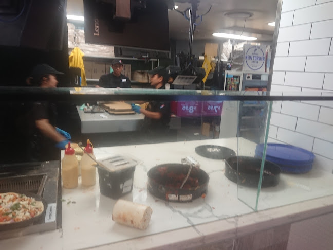 Opinii despre Domino's Pizza Surry Hills în Surry Hills - Hospitality and gastronomy