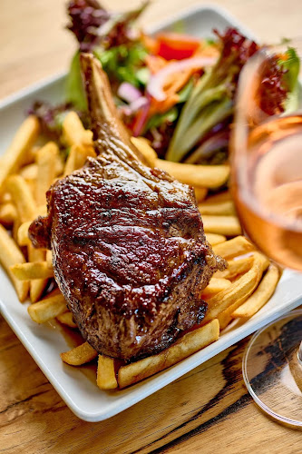 Comentarii opinii despre Paterson Tavern & Bistro