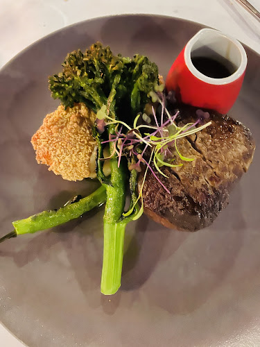 20 Lake St, Cairns City QLD 4870