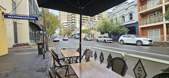 East Sydney Hotel - Hospitality and gastronomy