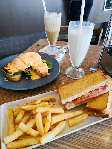 The Coffee Club Café - Domain Townsville - Hospitality and gastronomy