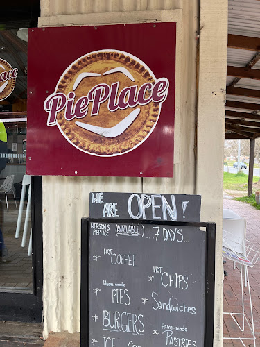 Nerson's PiePlace & Takeaway - Hospitality and gastronomy