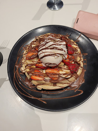 Tella Balls - Hospitality and gastronomy