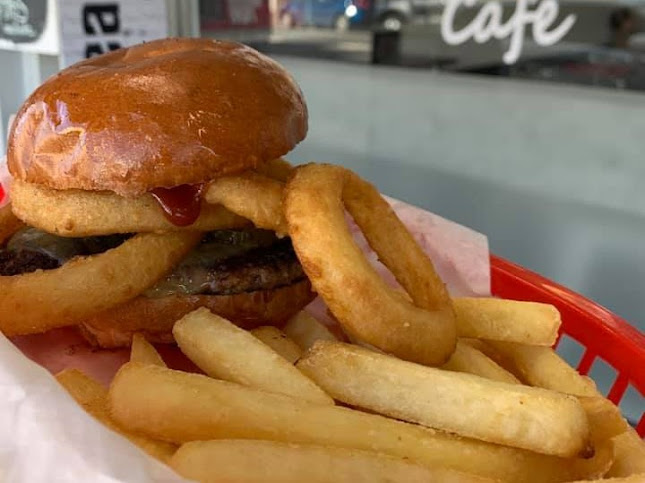 Berry Takeaway - Hospitality and gastronomy