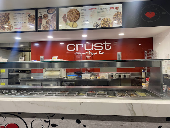 Crust Pizza Como - Hospitality and gastronomy