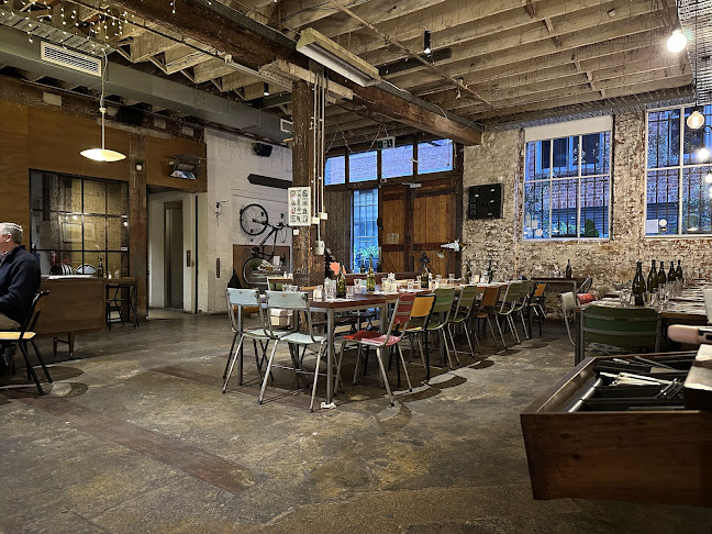 Krimper Cafe - Hospitality and gastronomy