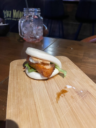 Opinii despre Bistro Lamp (Japanese Fusion+Bar) în Mermaid Beach - Hospitality and gastronomy