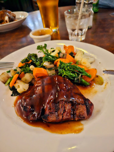 Comentarii opinii despre Waxy's Irish Pub and Skyline Roof Top Bar