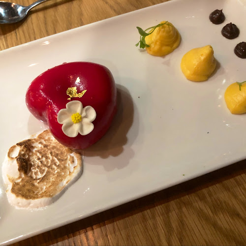 Opinii despre 400 Gradi - Essendon în Essendon - Hospitality and gastronomy