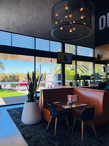 The Landing - Alkimos - Hospitality and gastronomy