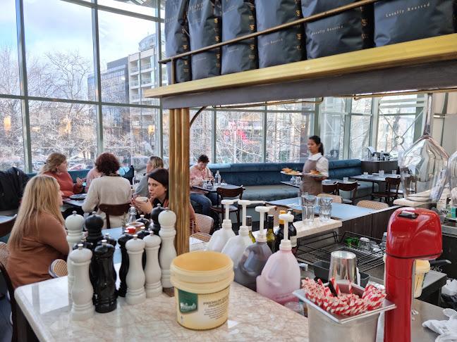 Stanton Cafe & Bar - Hospitality and gastronomy