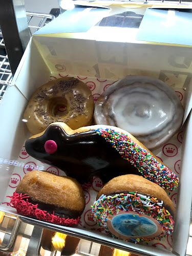 Shop 12 Lake Haven Shopping Centre Cnr Arizona &, Goobarabah Ave, Gorokan NSW 2263