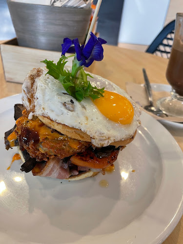 Cafe 21 Smith - Hospitality and gastronomy