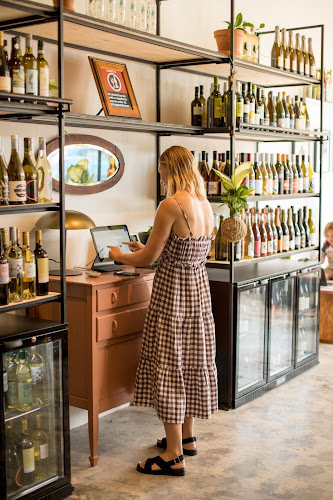 Comentarii opinii despre Upstairs Wines Ettalong