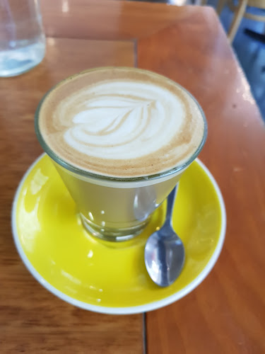 Comentarii opinii despre Corner & Bench