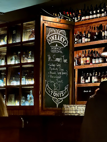 Comentarii opinii despre Sneaky Tony's