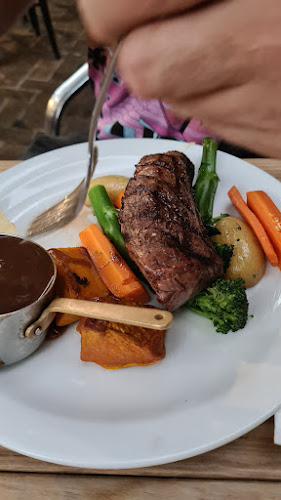 Comentarii opinii despre Iron Duke Hotel