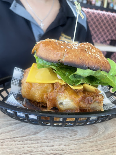 Peachy's Bar - Hospitality and gastronomy