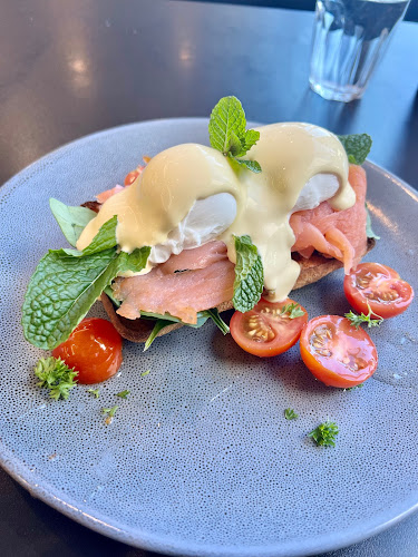 The Coffee Club Café - DFO Jindalee - Jindalee