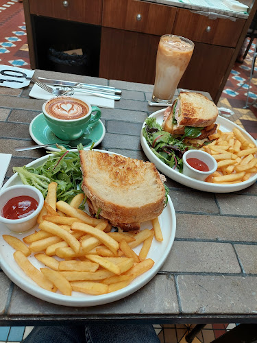 Comentarii opinii despre Romolo Espresso Cucina