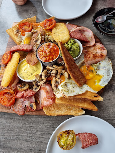 Comentarii opinii despre Scootz Cafe