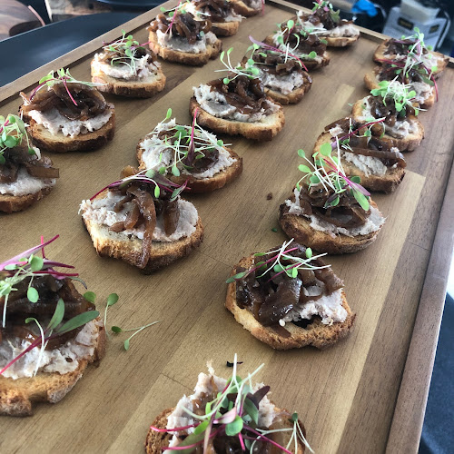 Opinii despre Whole Hog Catering în Forster - Hospitality and gastronomy