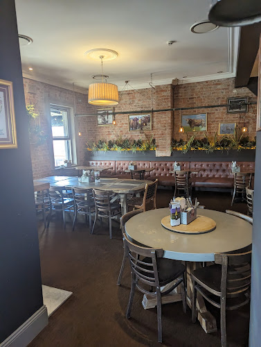 The Oxford Bathurst - Hospitality and gastronomy