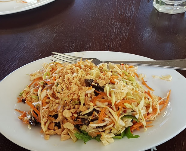 Tinh & Lan Alice - Connellan