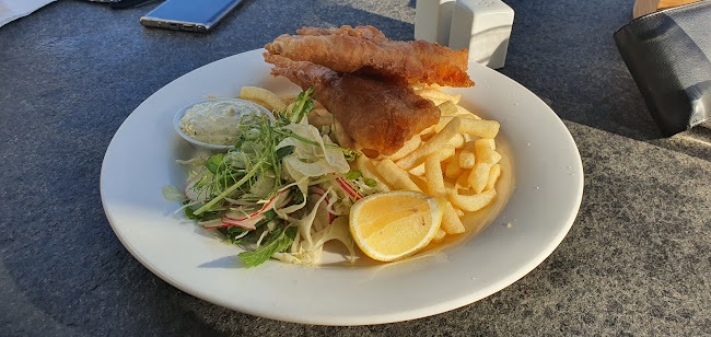 The Deck Busselton - Hospitality and gastronomy