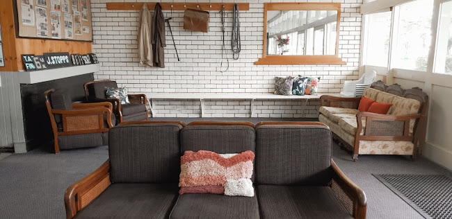 Opinii despre Peaches & Cream Coffee at Glenview Bar în Traralgon - Hospitality and gastronomy