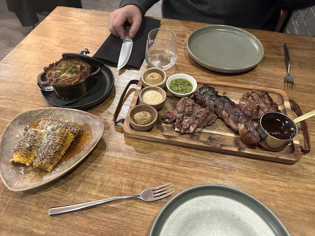 Hide Steak & Bar - Wagga Wagga