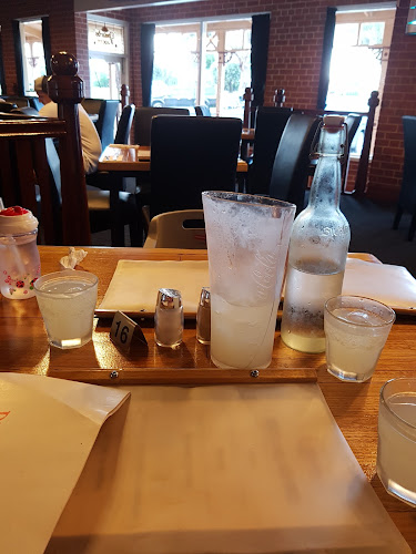 1 Moorefield Park Dr, West Wodonga VIC 3690