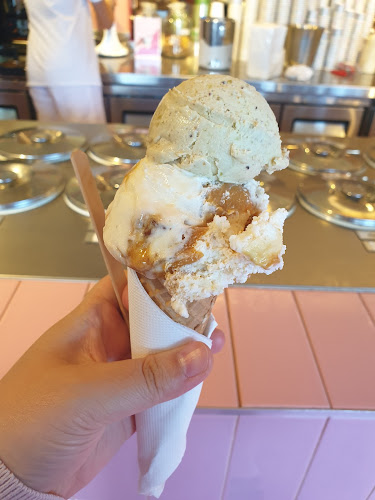 Goodtimes Gelateria - Hospitality and gastronomy