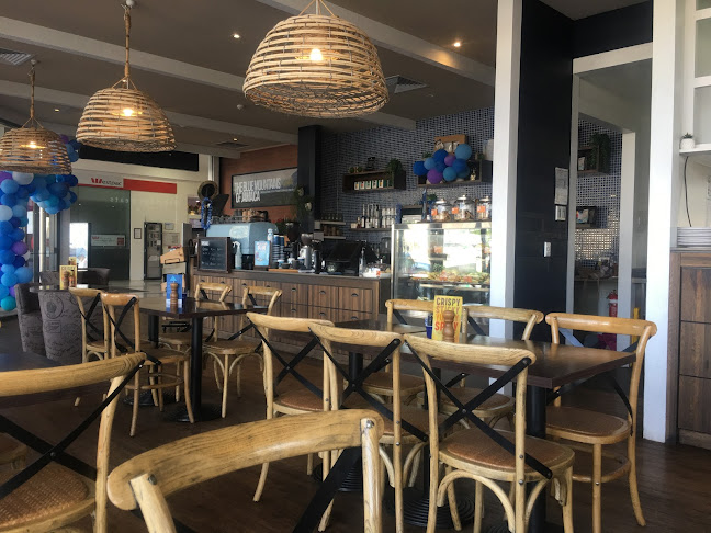 Opinii despre Jamaica Blue The Ridge Shopping Centre în Kearneys Spring - Hospitality and gastronomy