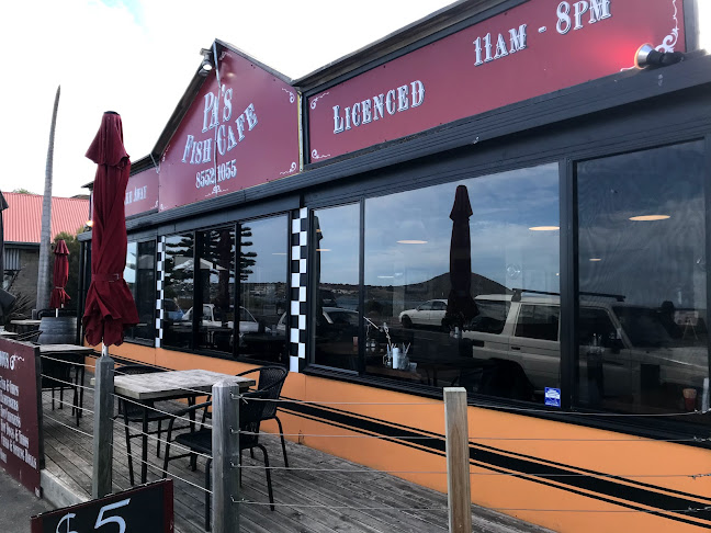 Pa's Fish Cafe