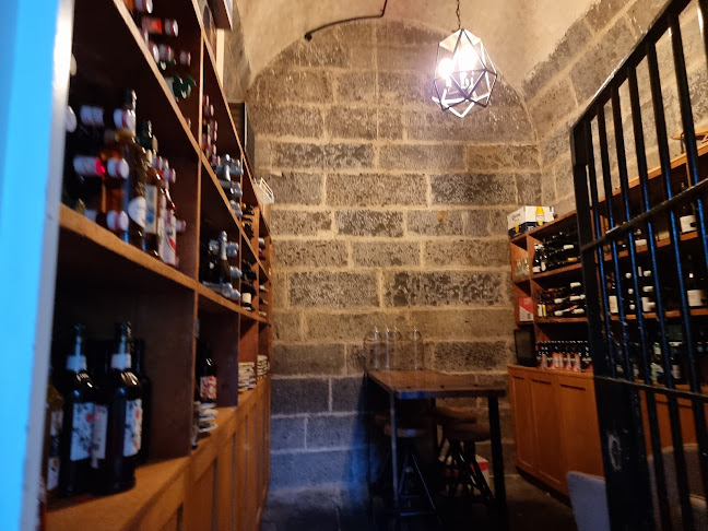 frankie. Bar & Eatery - Hospitality and gastronomy