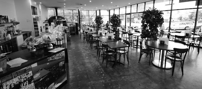 Greengrocer on Clifford