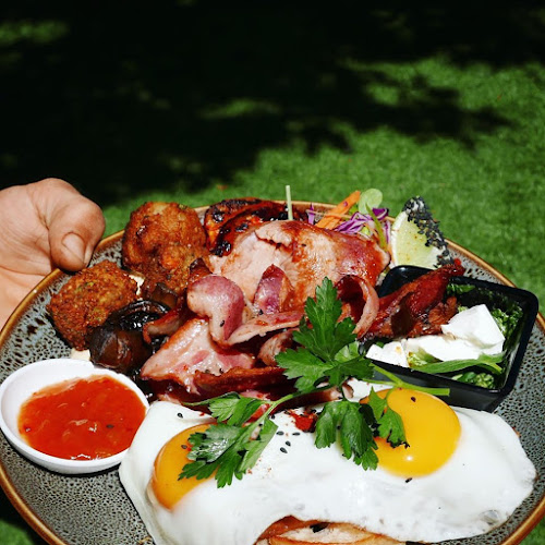 Opinii despre GURU Life în Brisbane - Hospitality and gastronomy