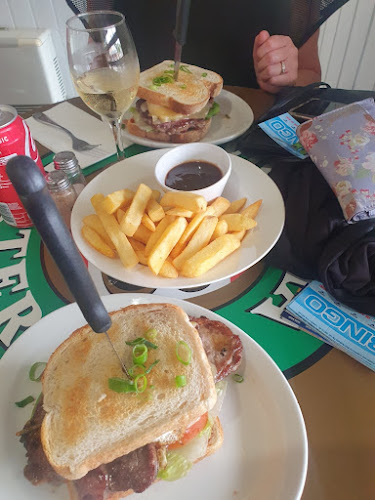 Newbridge Hotel - Hospitality and gastronomy