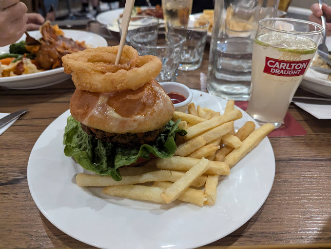 Cobram Hotel - Hospitality and gastronomy